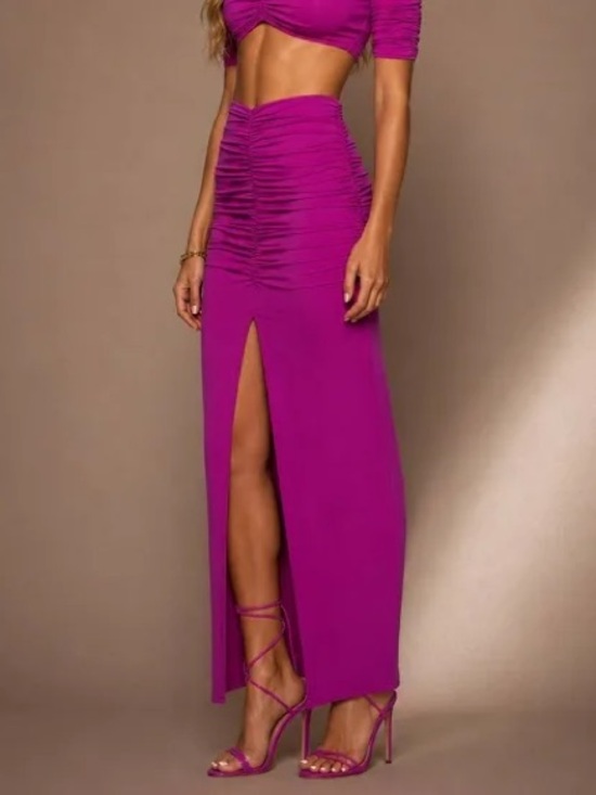 Susana Monaco Dresses & Skirts - Susana Monaco gathered slit front skirt magenta - size small